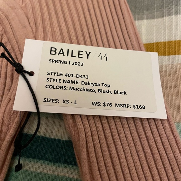 NWT Bailey 44 Daleyza top - Picture 4 of 4